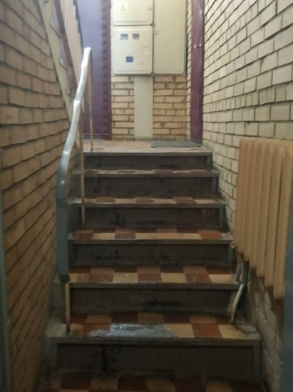 ул. Люблинская, д. 1 — выполнили влажную уборку мест общего пользования