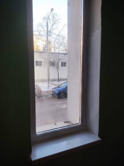 ул. Садовая, д. 9 — отремонтировали подоконник